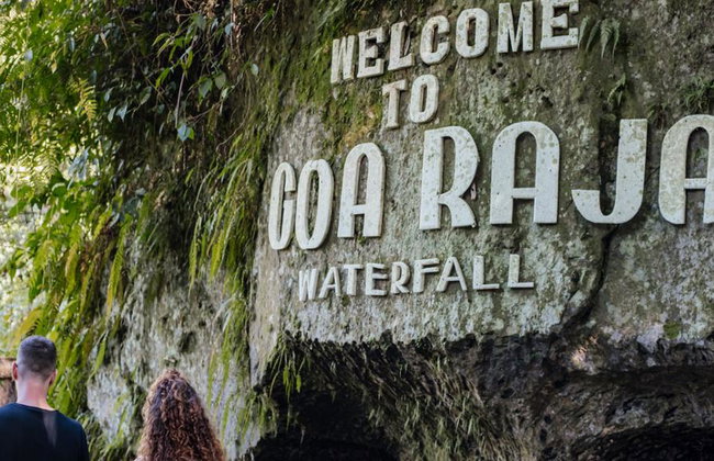 Instagram Tour: Lempuyang Temple, Goa Raja Waterfall and More - Full-Day - Photo 4